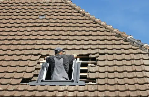 Pose de velux - Colombier-Saugnieu